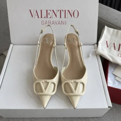 VT - Ivory Slingback Pumps 40