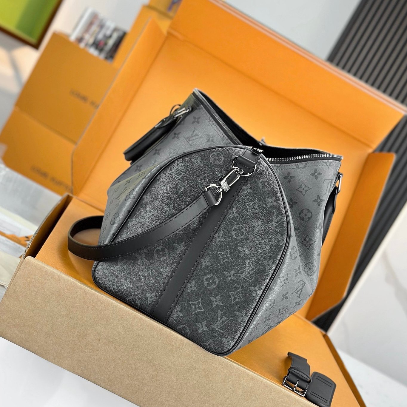 Louis vuxtton - Keepall Bandoulière 50 - Image 4