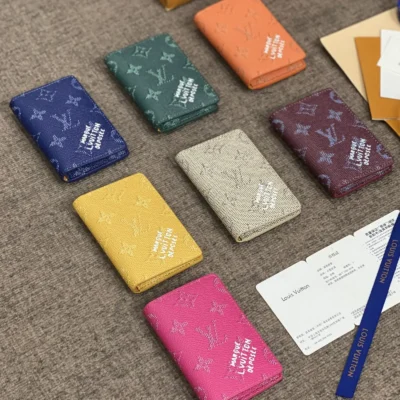 LV - Pocket Organizer