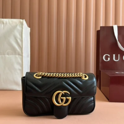 GG - Marmont Small Shoulder Bag