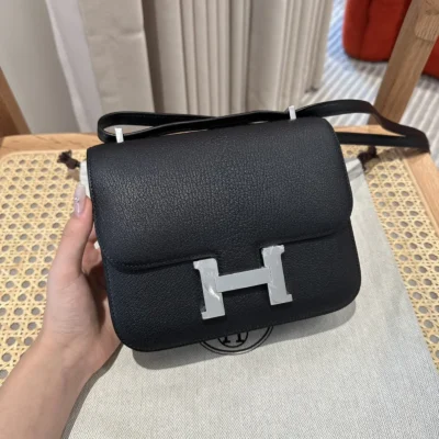 Hr - Constance18 - Black - Silver Hardware