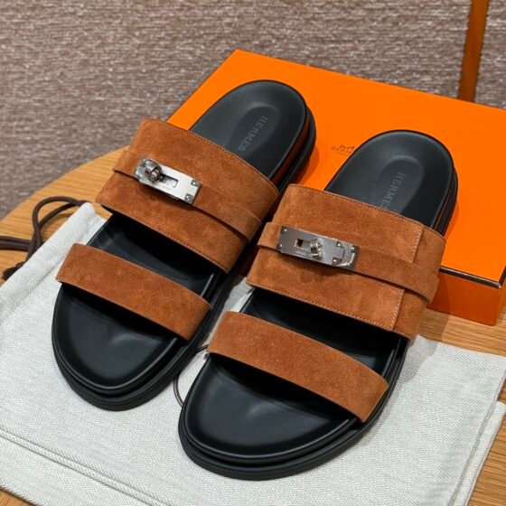 Hermxs - Jackson sandals in Brun Fumé