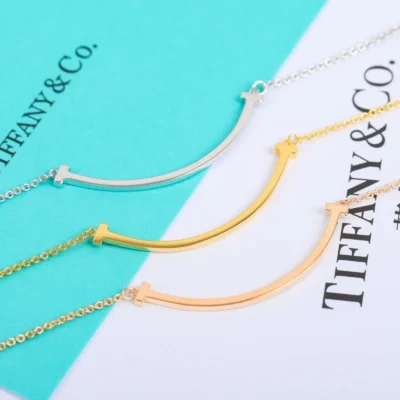 Tc - Smile Medium Pendant