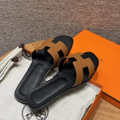 Hr - Oran - Gold and Black Epsom