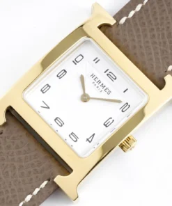 Alternative view of Heure H Small Gold Case Etoupe Strap
