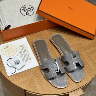 Hr - Oran Alligator - Glaciar Gray