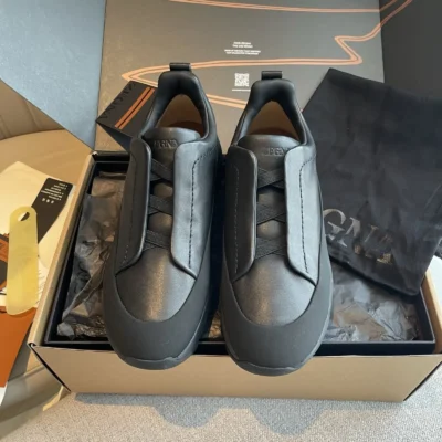 Zegnax - Black fetal bovine skin