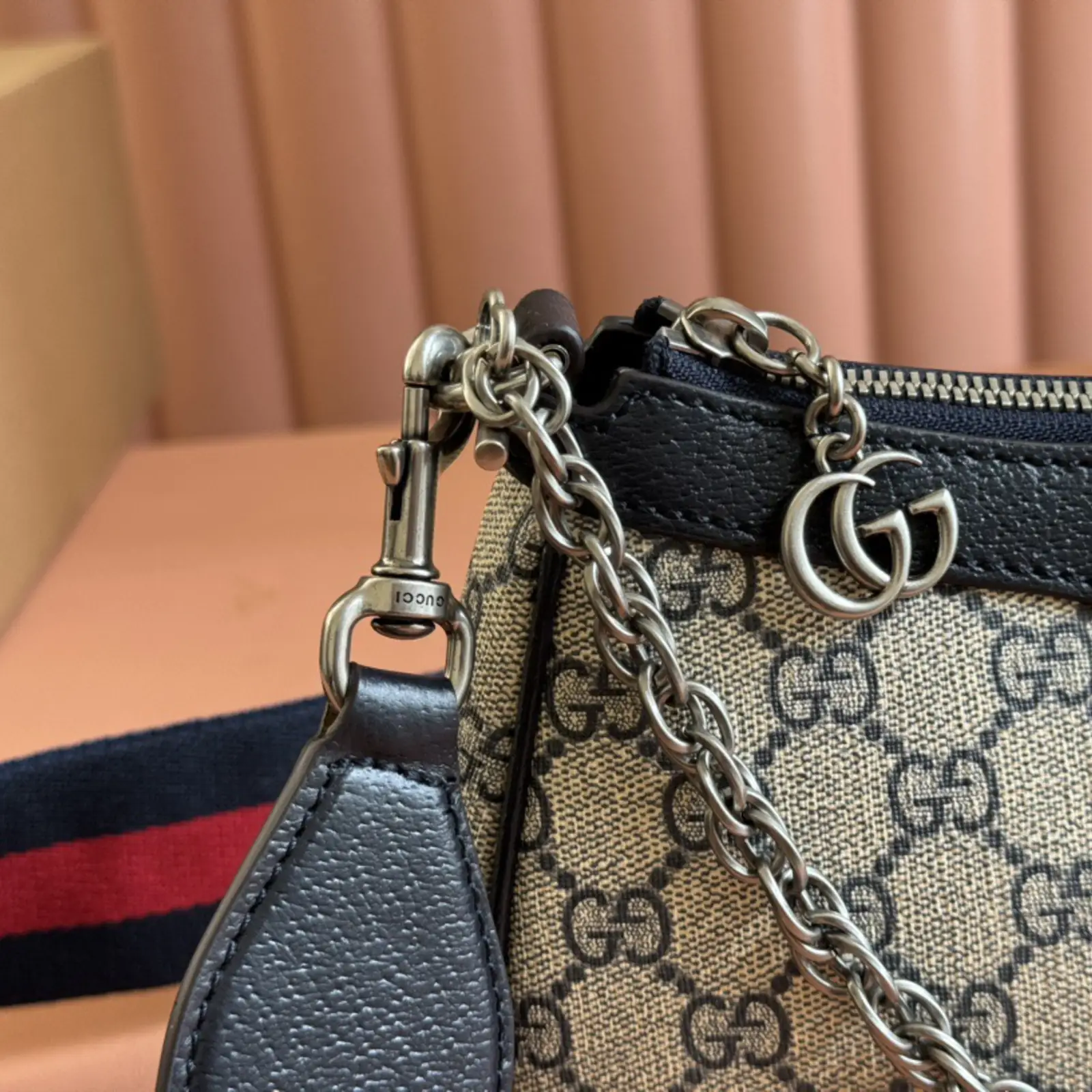 Small Ophidia Shoulder Bag in GG Supreme Canvas Silver hardware - Image 6