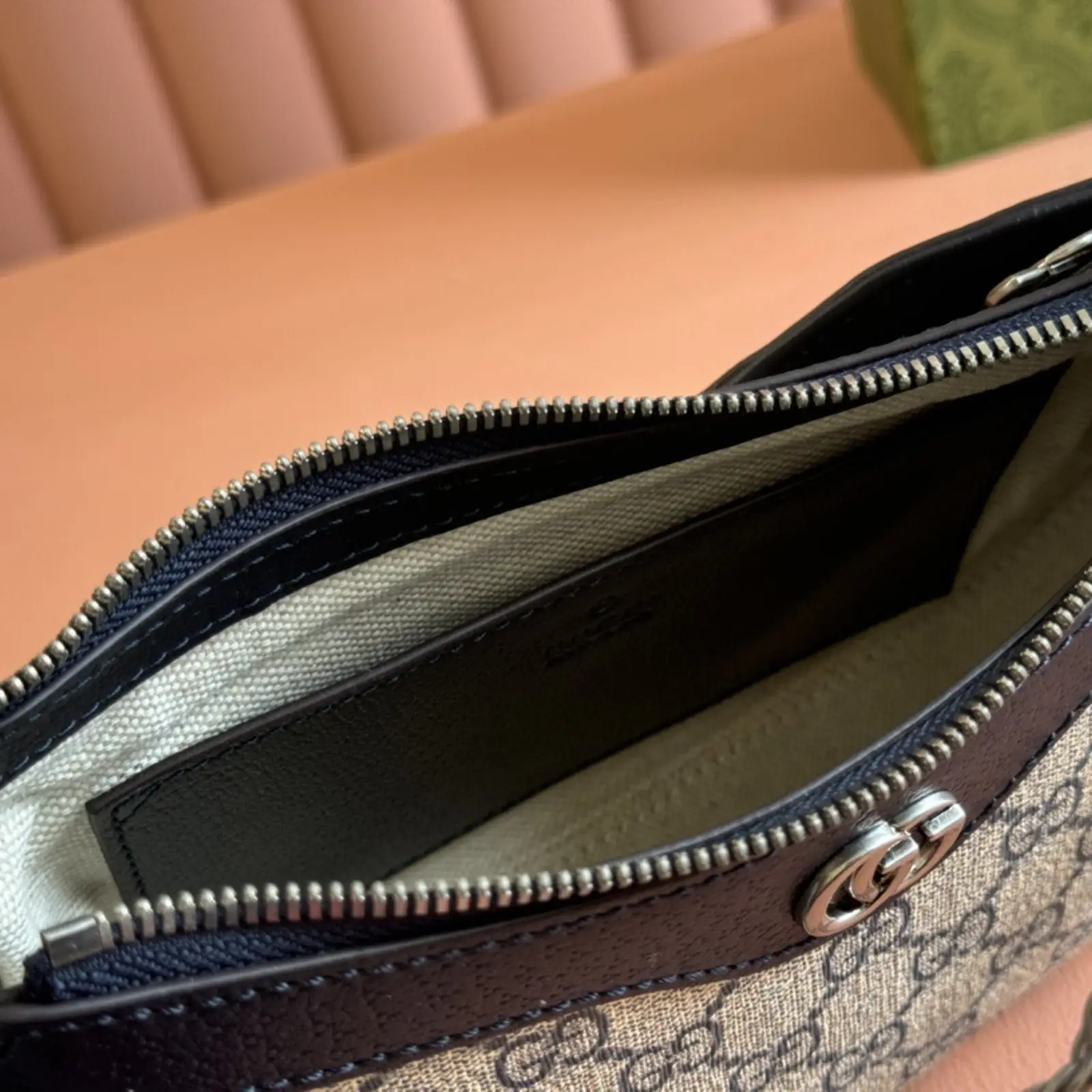 Small Ophidia Shoulder Bag in GG Supreme Canvas Silver hardware - Image 7