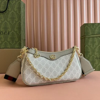 GG - Ophidia Small Handbag in GG Supreme Canvas