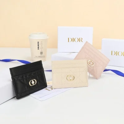 Jolie Freesia Card Holder