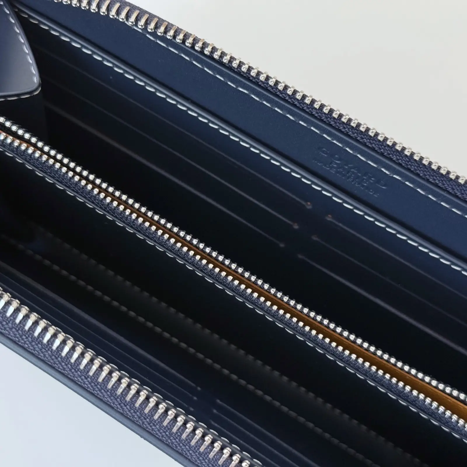 Matignon GM Wallet - Image 6