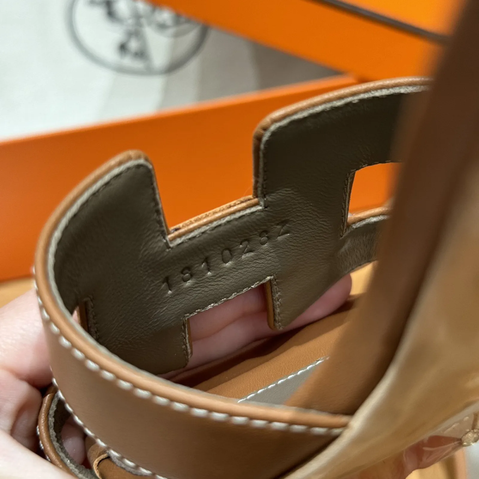 Oasis Sandals Calfskin Gold - Image 7