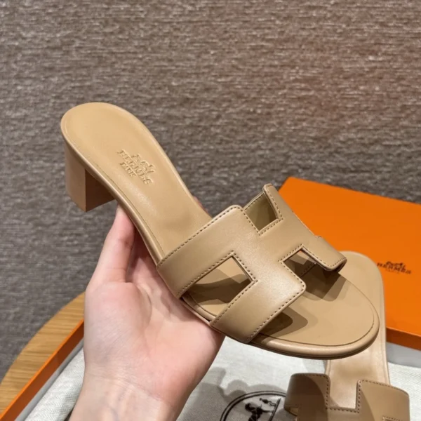 Oasis Sandals Beige Lin