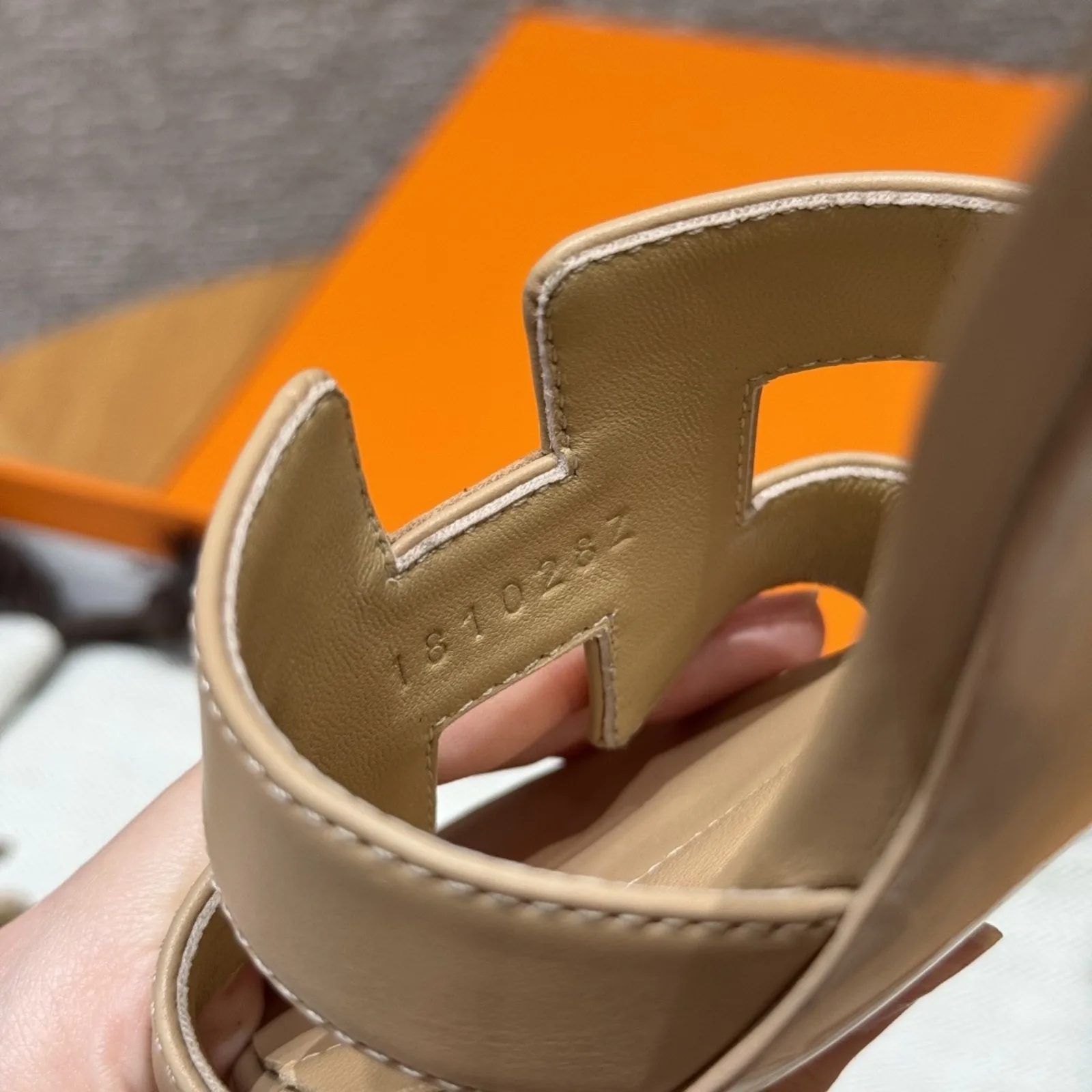 Oasis Sandals Beige Lin - Image 4