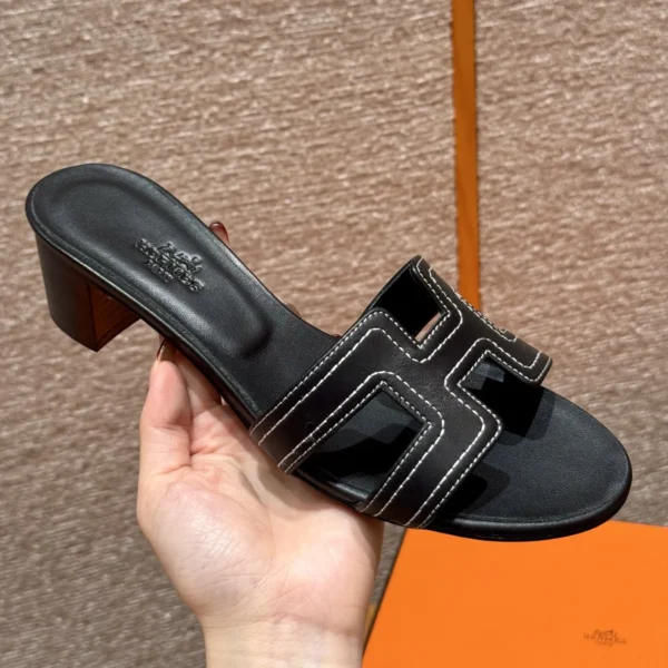 Oasis Sandals Black