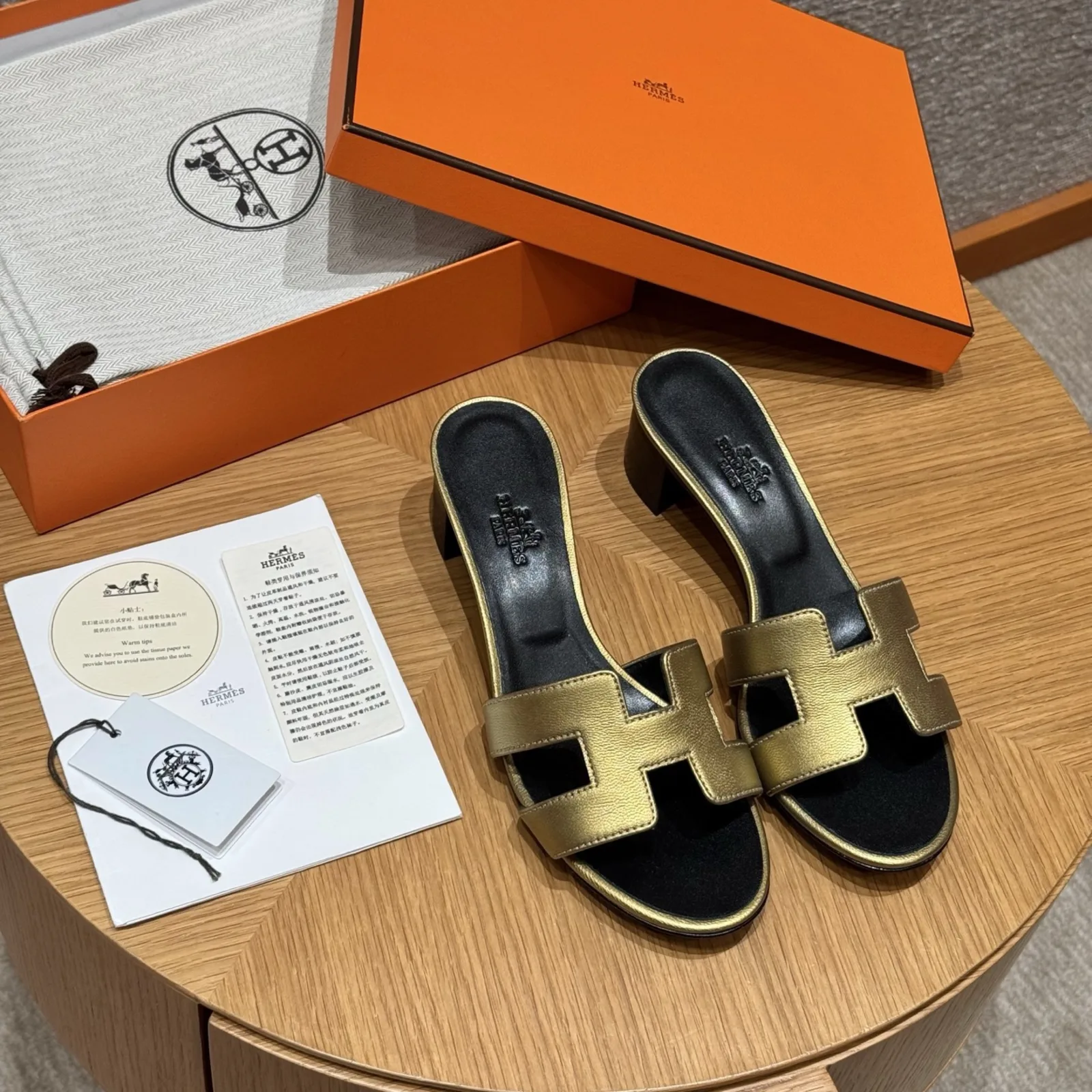 Oasis Sandals Gold - Image 3