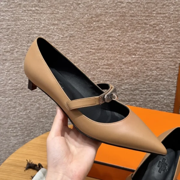 Kiara 40 Pump Naturel Clair