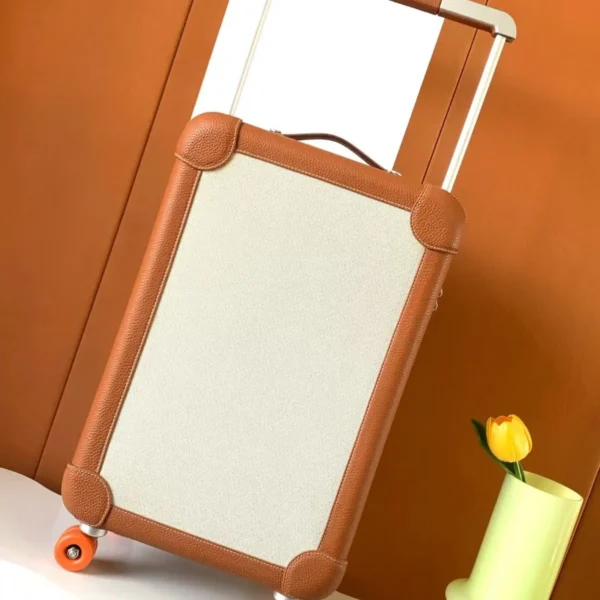 Cabin Suitcase R.M.S Gold