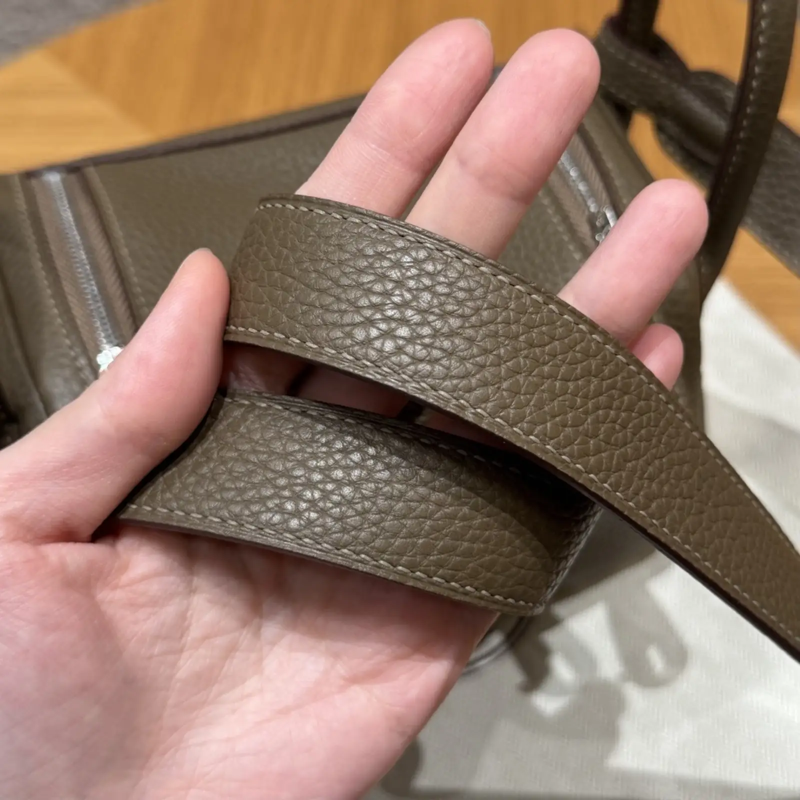 Mini Lindy Etoupe Silver - Image 7