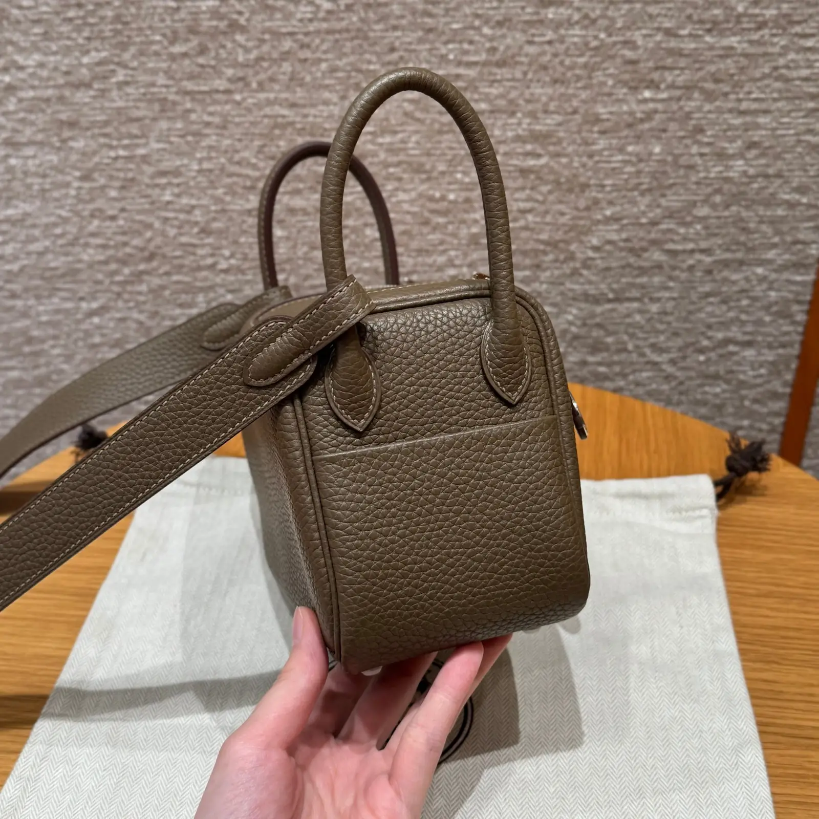 Mini Lindy Etoupe Silver - Image 3