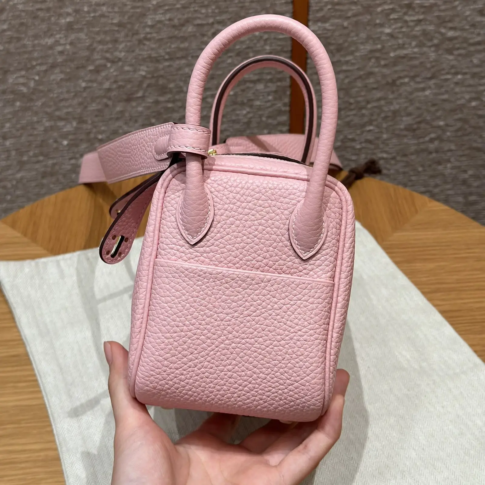 Mini Lindy Rose Sakura - Image 3