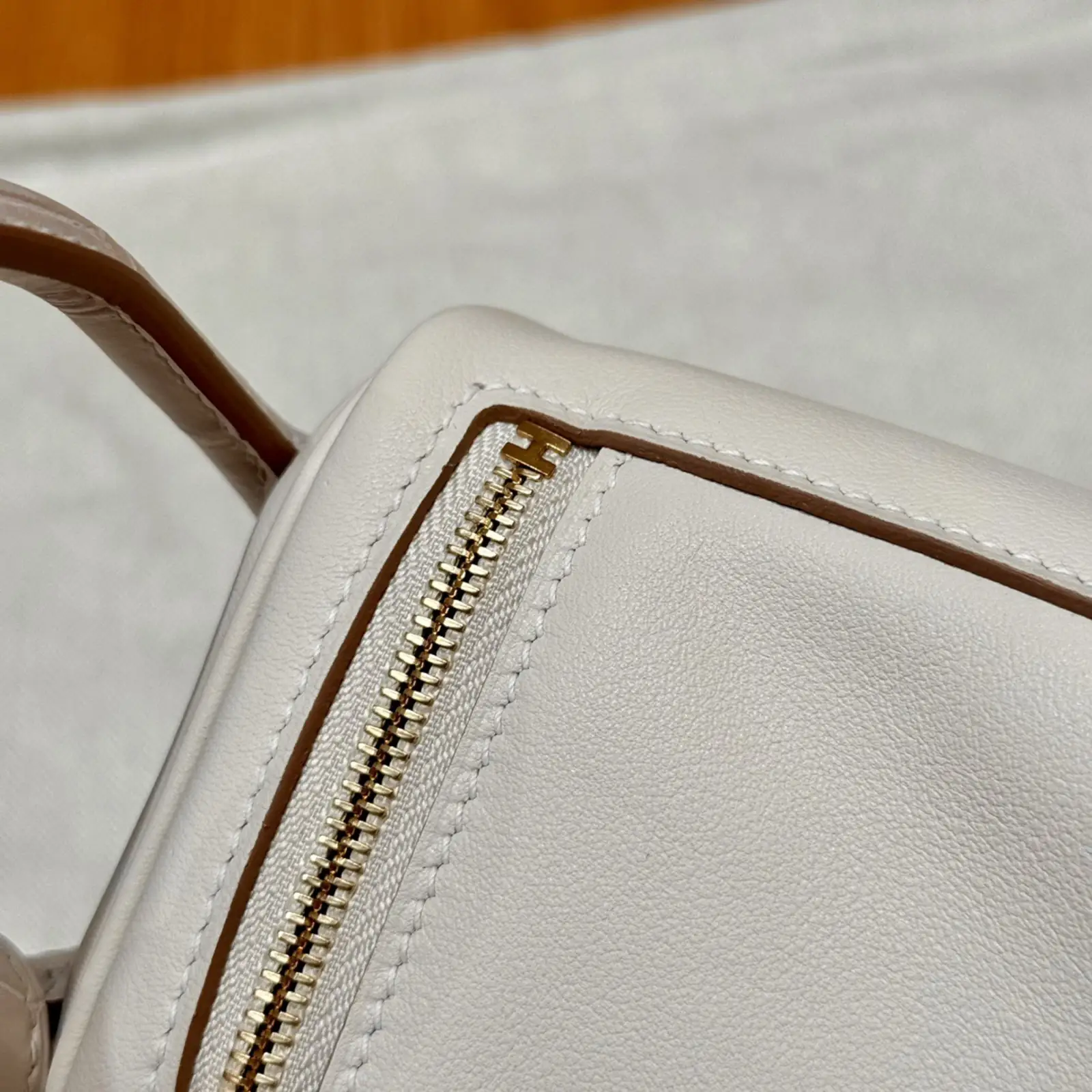 Mini Lindy Craie Matte Alligator - Image 6