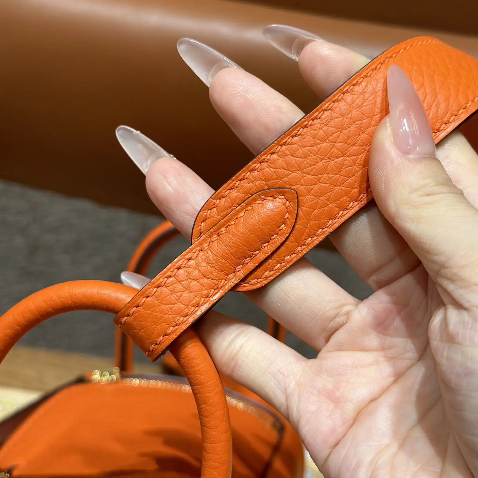 Mini Lindy Orange - Image 2