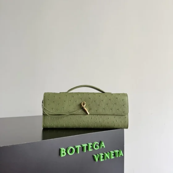 BV Andiamo Clutch Ostrich