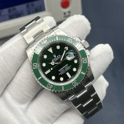 Submariner Date Hulk