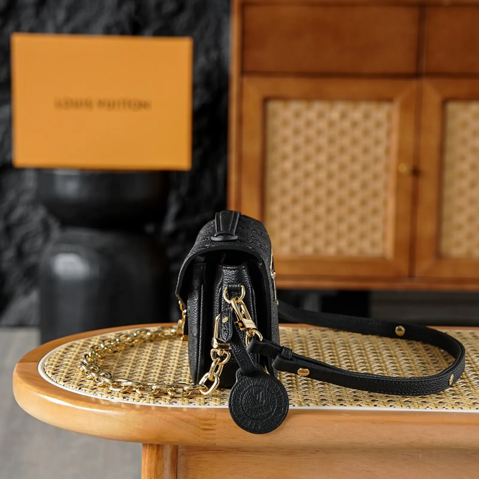 LV Metis Black - Image 2