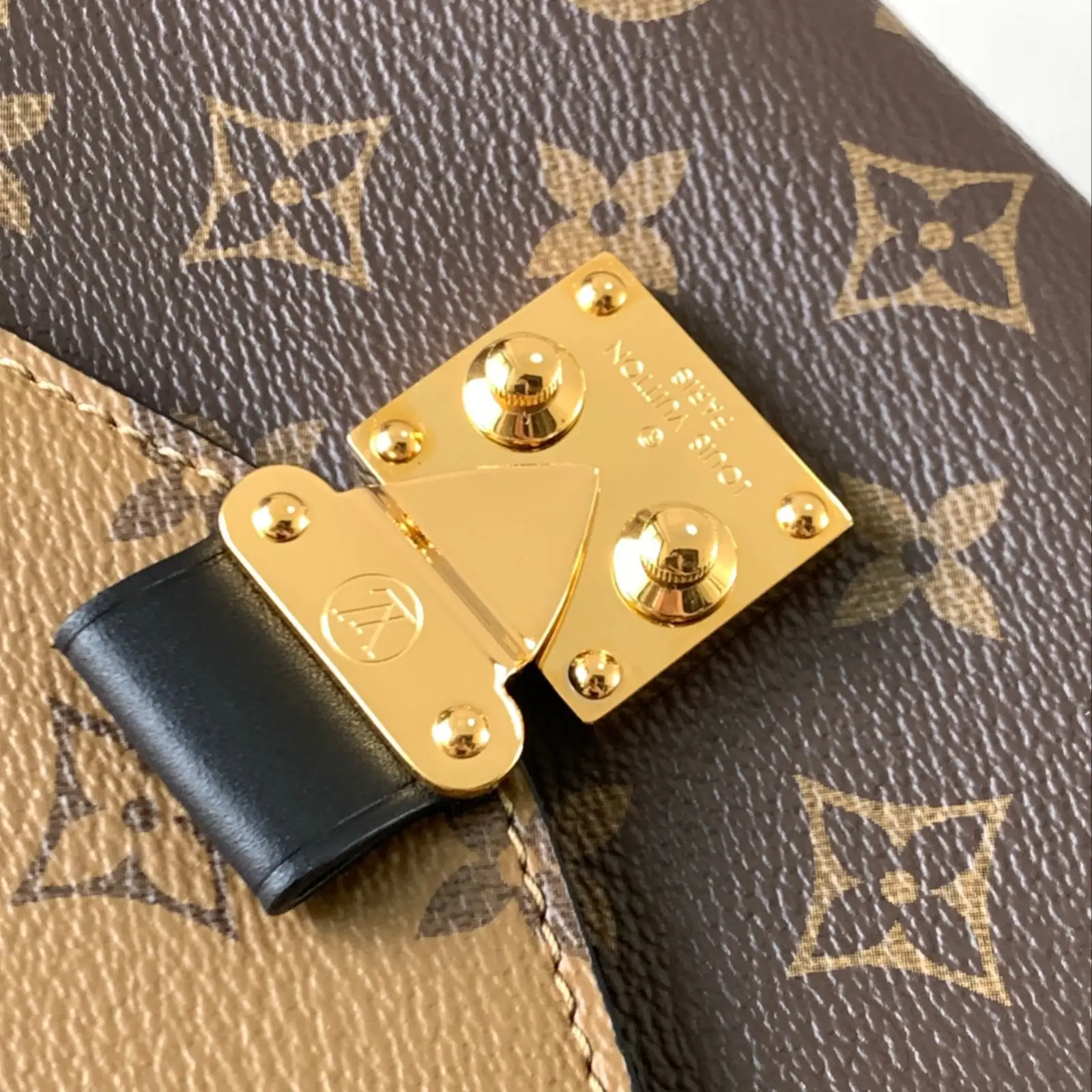 LV Metis Reverse Canvas - Image 6