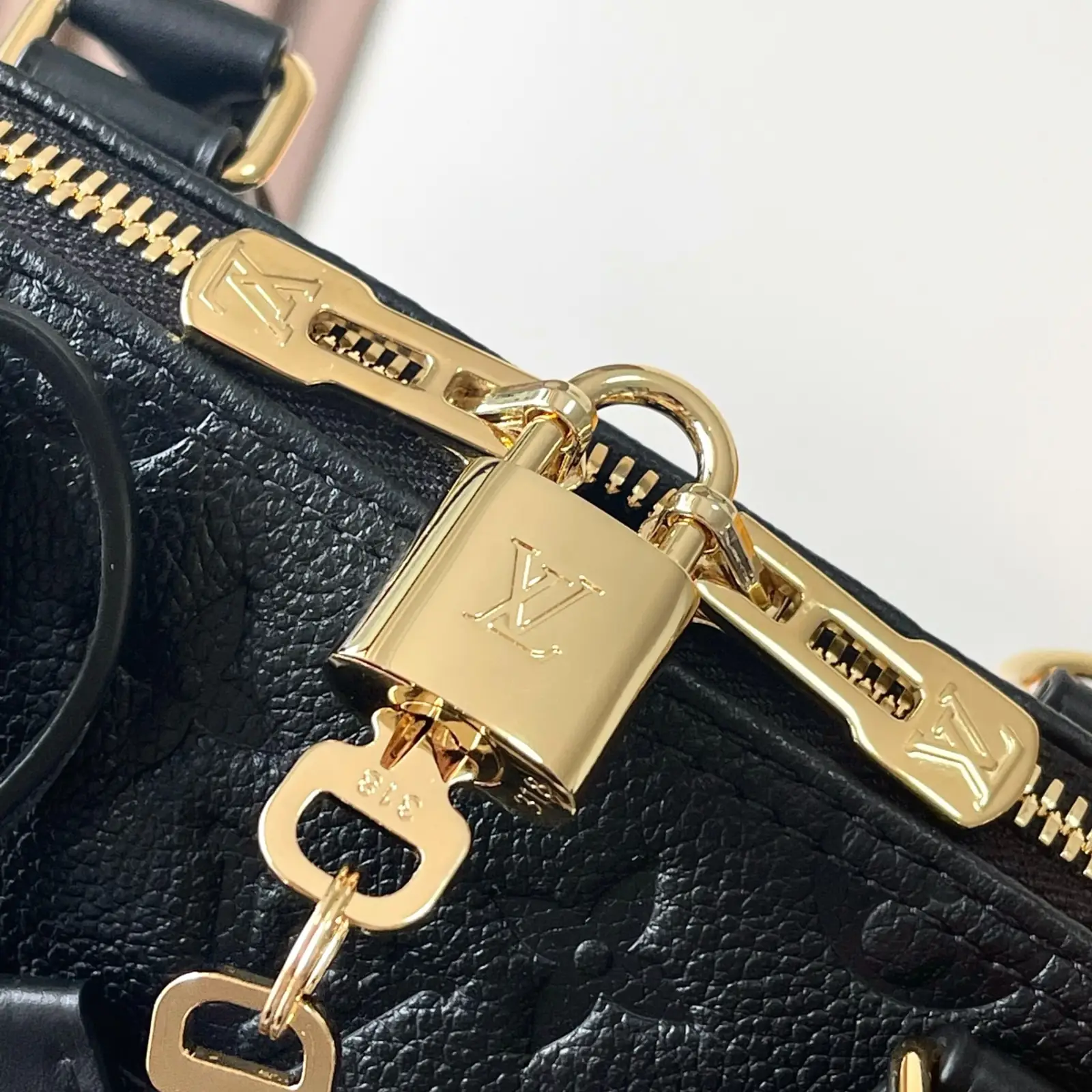 LV Alma BB Black - Image 4