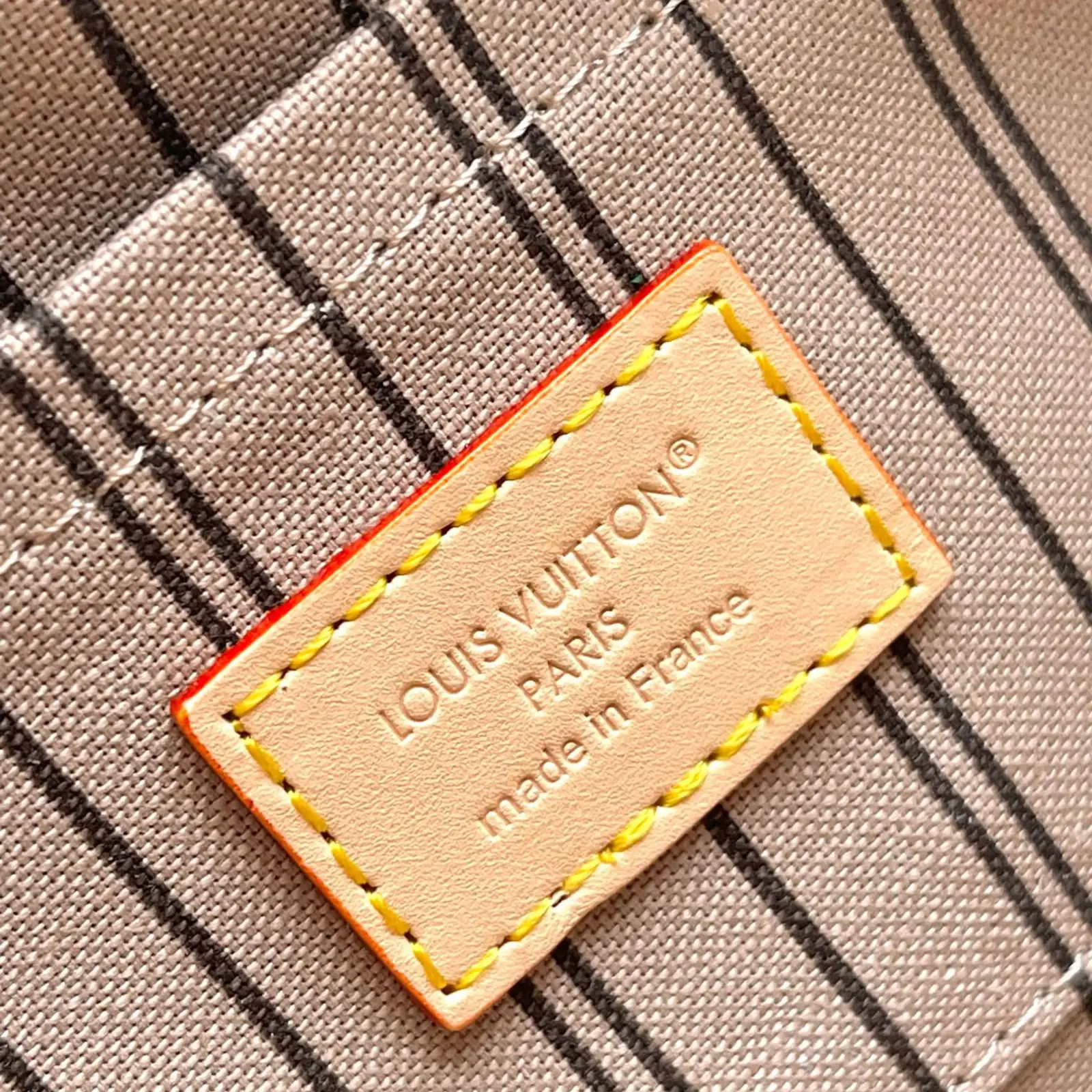 LV Hang On - Image 7