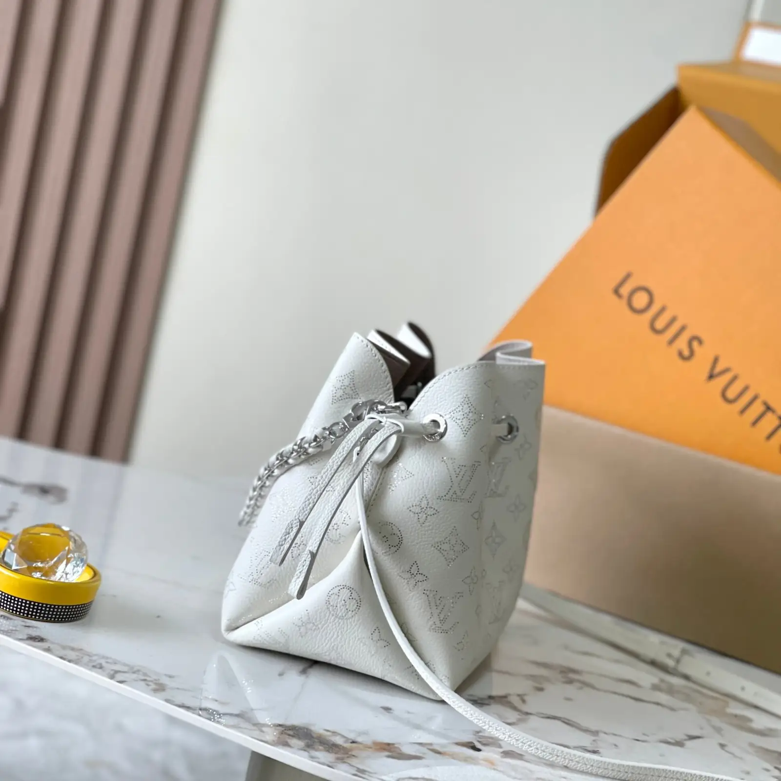 LV Bella Ys - Image 2