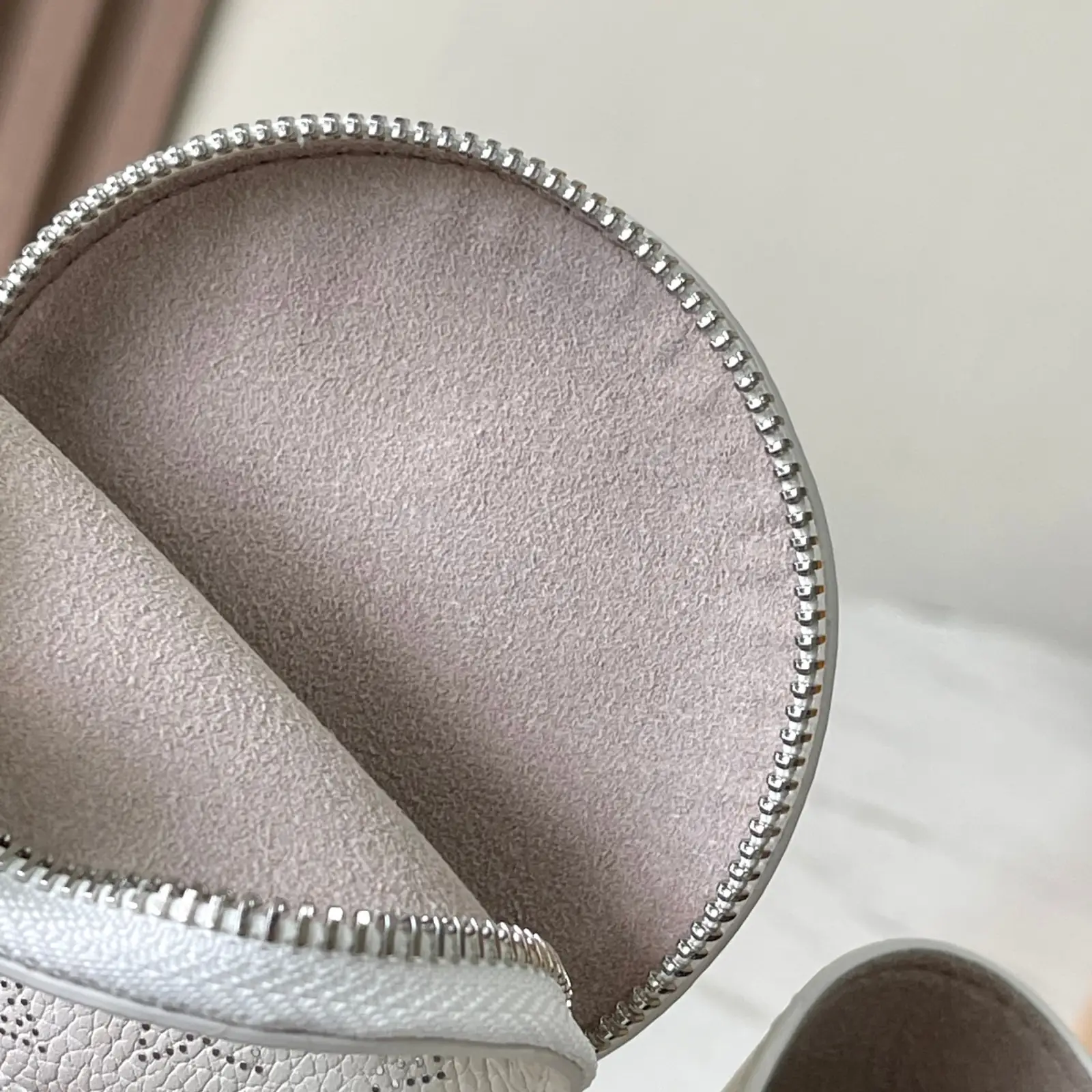 LV Bella Ys - Image 6