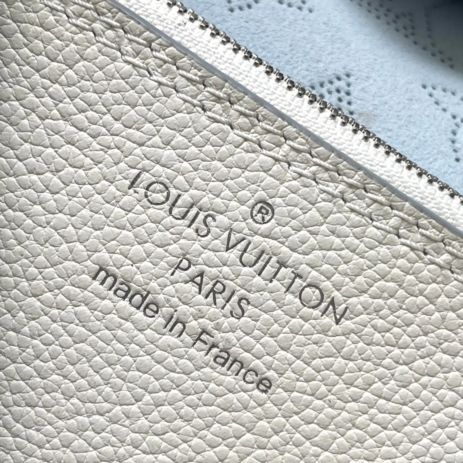 LV Carmel Mahina Taurillon - Image 7