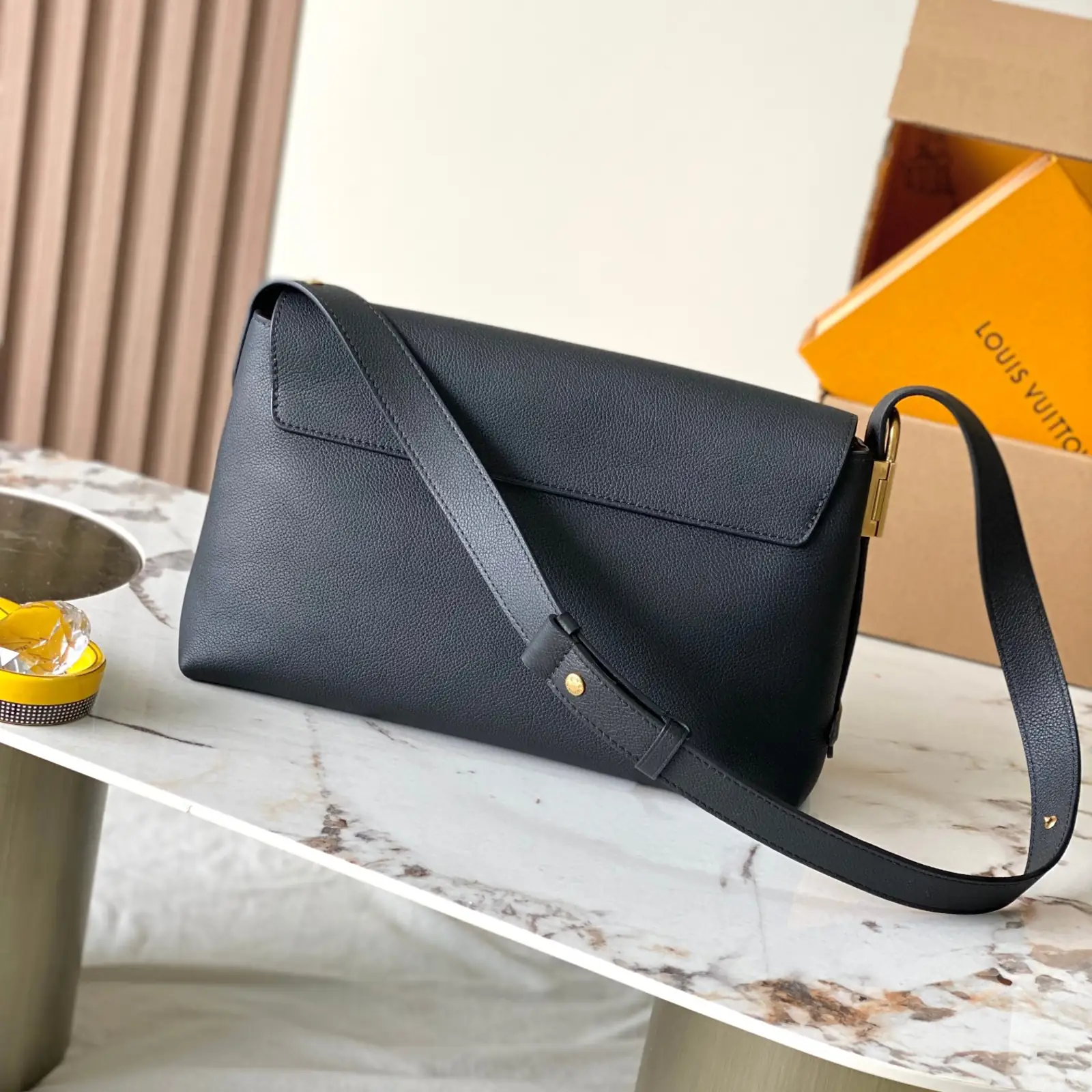 LV Low Key Messenger - Image 3