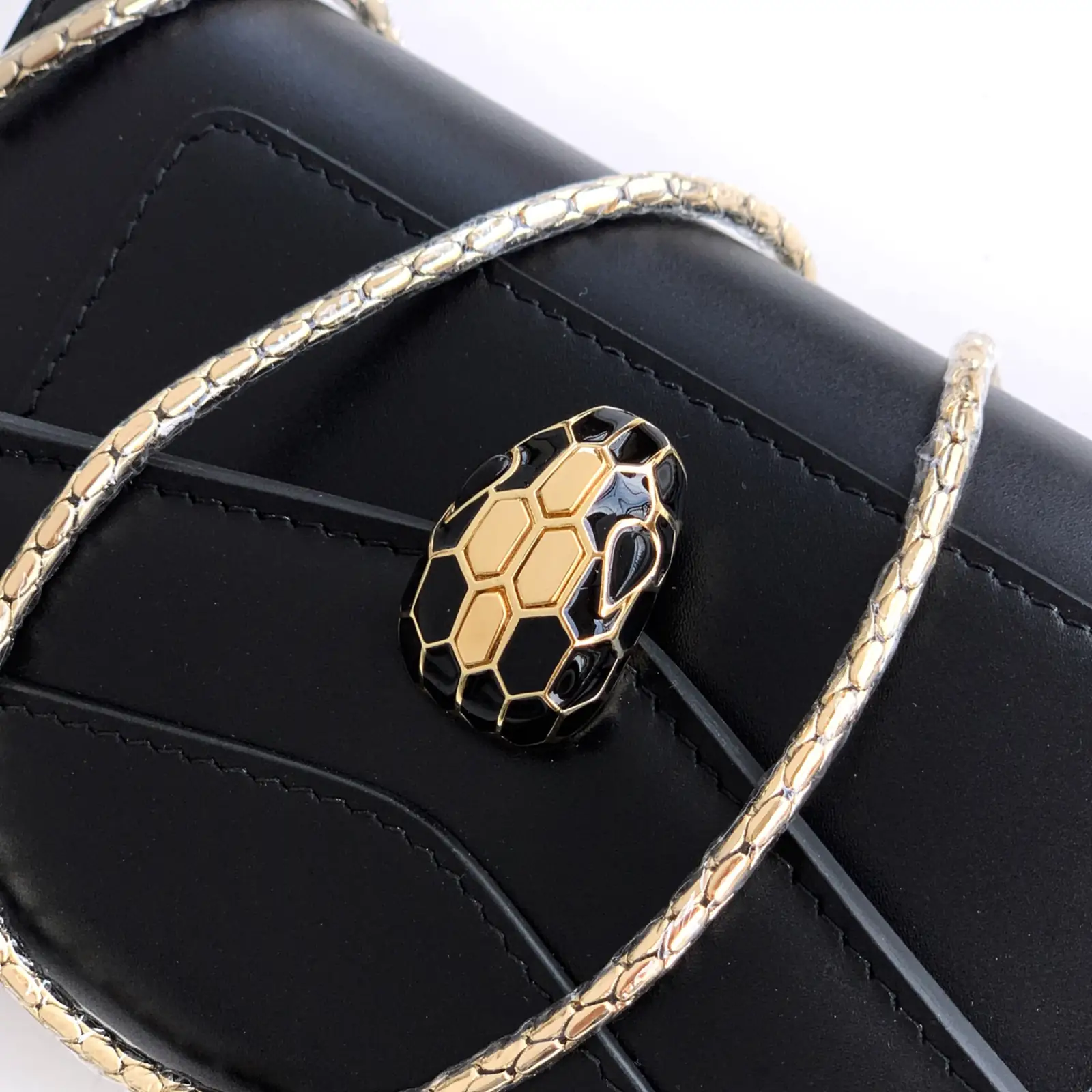 BVG -Serpenti Forever - Image 4