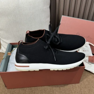 LP - Black 360 Flexy Walk Sneaker Size 42