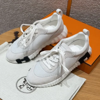 HR - Mesh Bouncing Sneaker